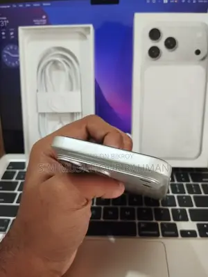 New Apple iPhone 17 Pro Max 256 GB Silver
