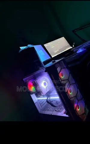 New Digital Storm Slade Pro 256GB Intel Core 7 SSHD (Hybrid) 1.5T