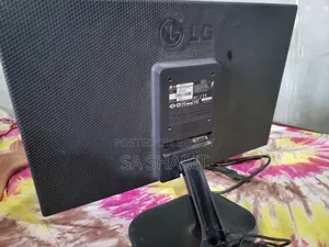 এলজি ১৯.৫ ইঞ্চি এলইডি মনিটর (মডেল: 20M47A-B)