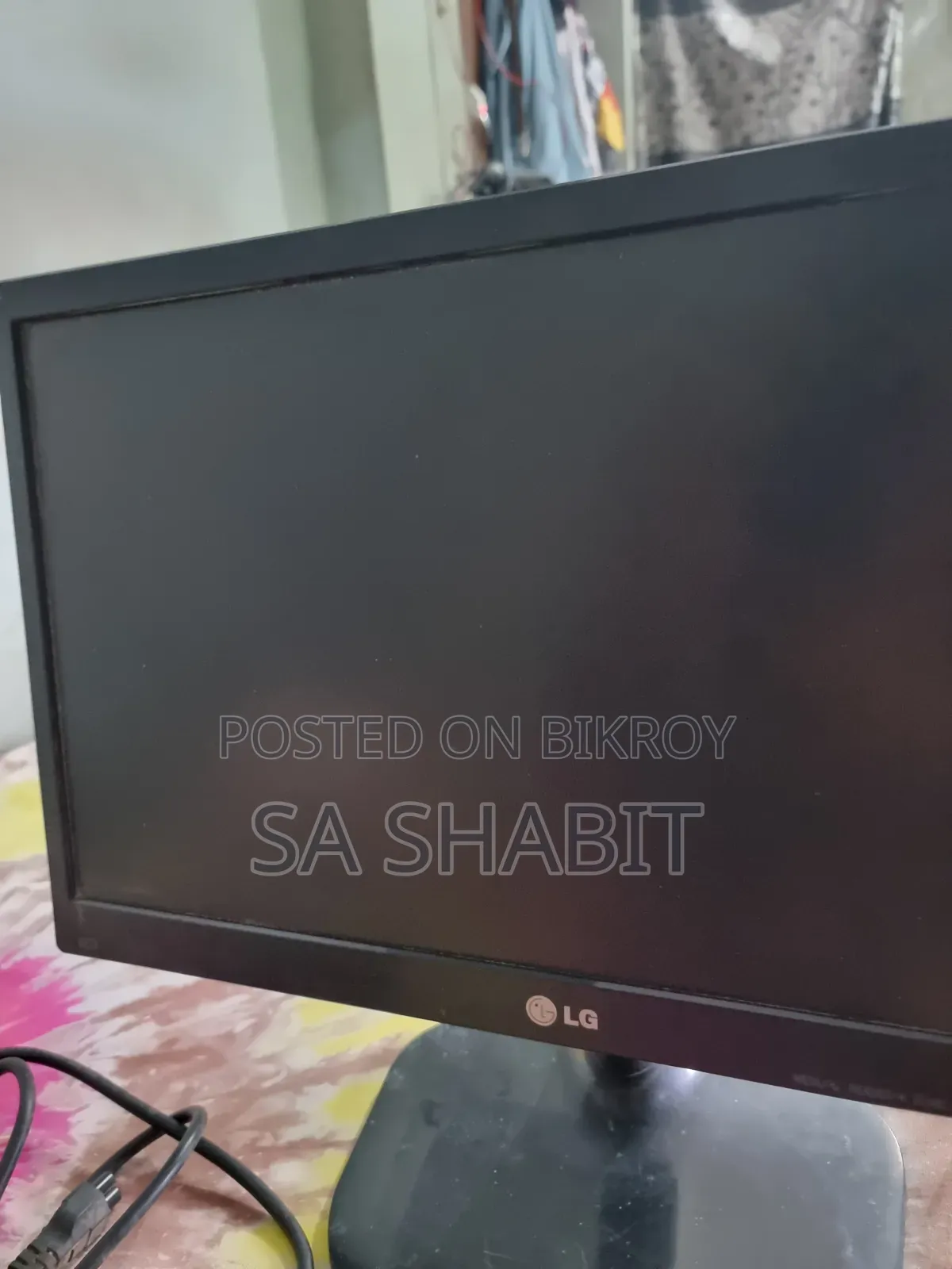 এলজি ১৯.৫ ইঞ্চি এলইডি মনিটর (মডেল: 20M47A-B)