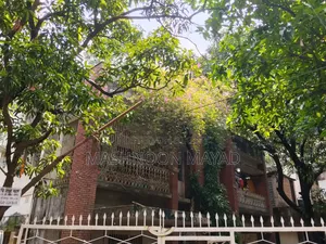 রামপুরায় বিক্রয়ের জন্য ৮ বেডরুমের সুসজ্জিত ফ্ল্যাট ব্লক