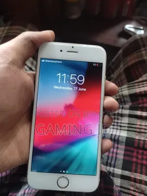 Apple iPhone 6 16 GB Gold