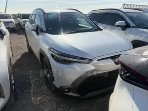 Toyota Corolla Cross 2024 Pearl