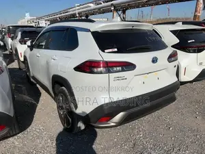 Toyota Corolla Cross 2024 Pearl