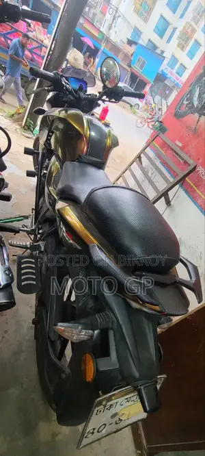 টিভিএস অ্যাপাচি আরটিআর ১৬০ ৪ভি ২০১৯ লাল