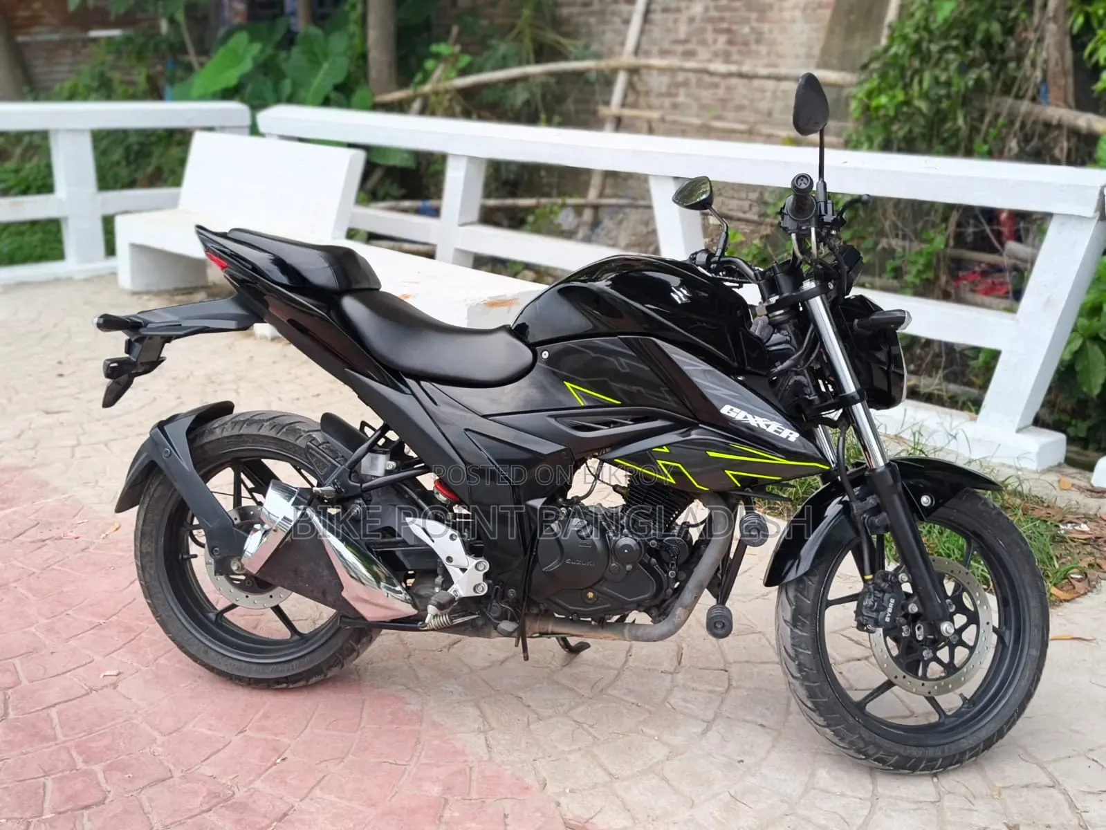 Suzuki 2025 Black