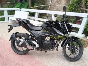 Suzuki 2025 Black