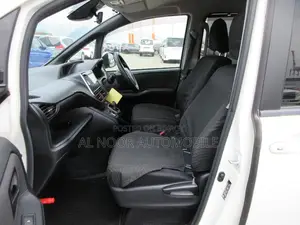 Toyota Noah 1.8 FWD Hybrid (7 Seater) 2021 Pearl