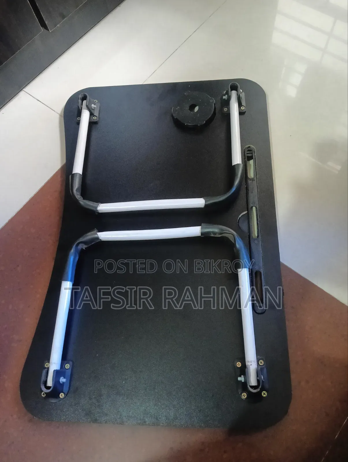 Lightly Used Foldable Laptop Desk With Table Slot