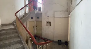 পান্থপথে ১৪ বেডরুমের বাড়ি বিক্রির জন্য