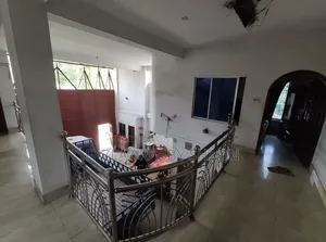 পাবনায় বিক্রয়ের জন্য আসবাবপত্রসহ ১ বেডরুমের বাড়ি