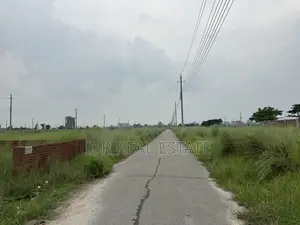 Block-P, 3-Katha, South-Facing, Plot Urgent Sale for Bashundhara R/A