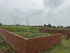 Block-P, 3-Katha, South-Facing, Plot Urgent Sale for Bashundhara R/A