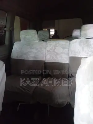 Toyota Noah 2.0 AWD (৮ সিটার) ২০০১ পার্ল