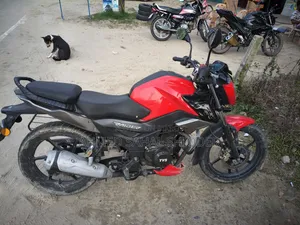 TVS Raider 125 2022 Red