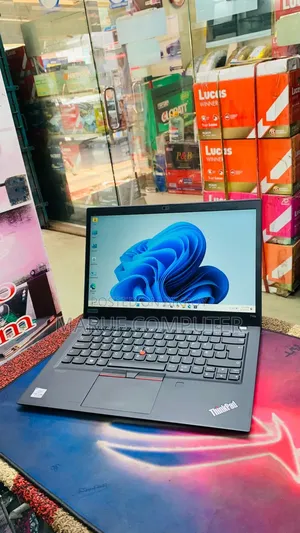 Laptop Lenovo ThinkBook 14s Gen 2 16GB Intel Core I7 SSD 256GB