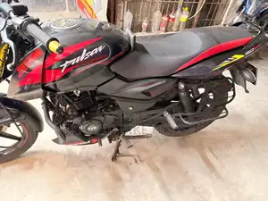 Bajaj Pulsar 150 2025 Black