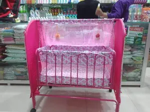 একটি দোলনা বিক্রি হবে