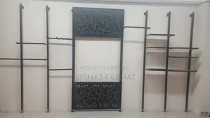 শোরুমের কাপড় ডিসপ্লে র‍্যাক সেট বিক্রি হবে (১৫.২ ফুট × ৮ ফুট)