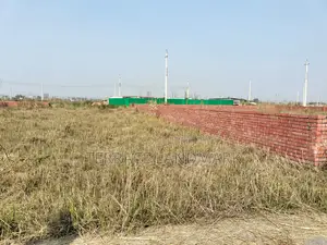 Premium Residential Plot for Sale – Bashundhara R/A