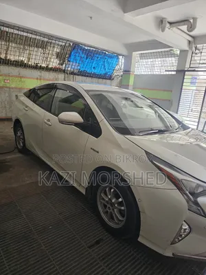 Toyota Prius 2017 Pearl