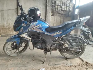 Honda Hornet 2018 Blue