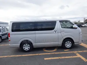 Toyota HiAce 2020 Silver