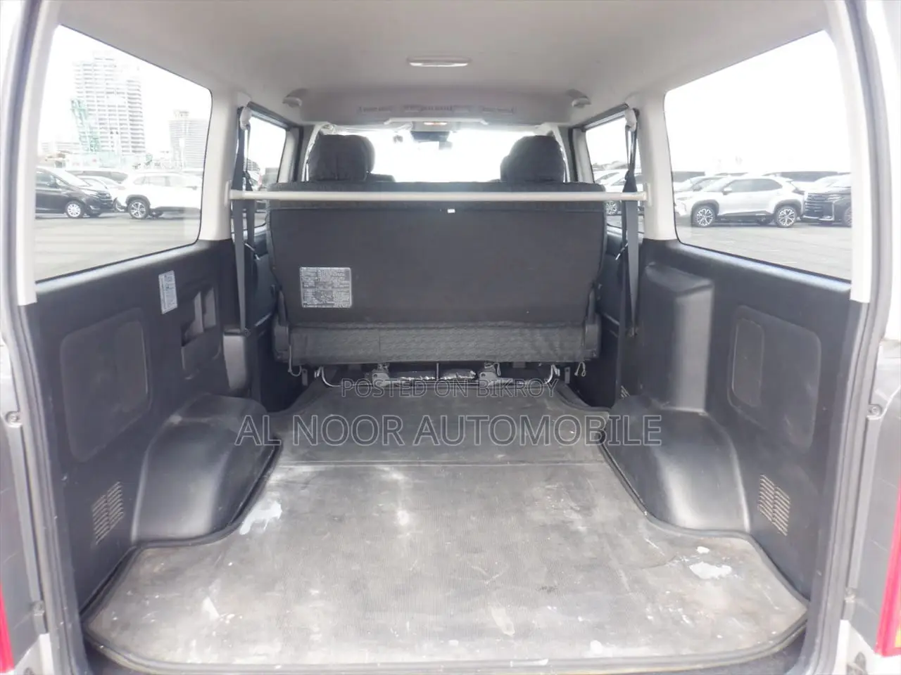 Toyota HiAce 2020 Silver