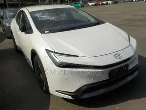 Toyota Prius 2023 Pearl