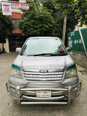 Toyota Noah 2.0 AWD (8 Seater) 2003 Silver