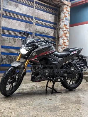 Honda Hornet 2025 Black