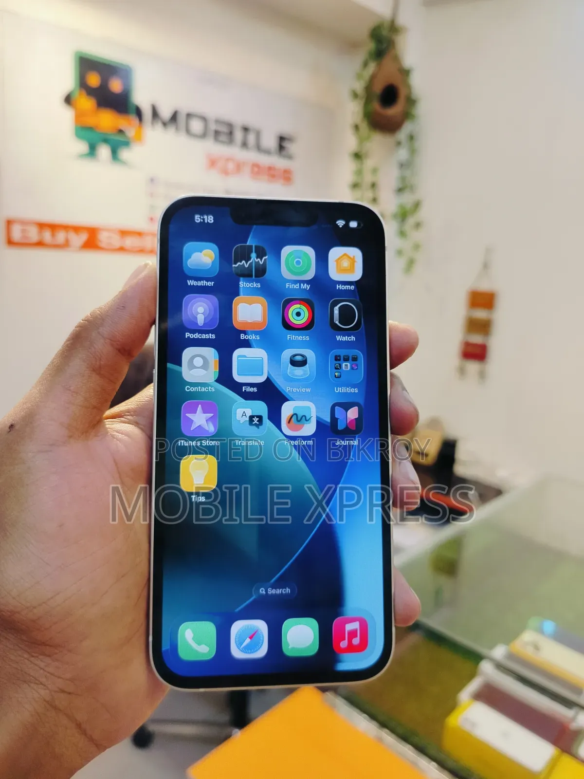 Apple iPhone 13 128 GB White