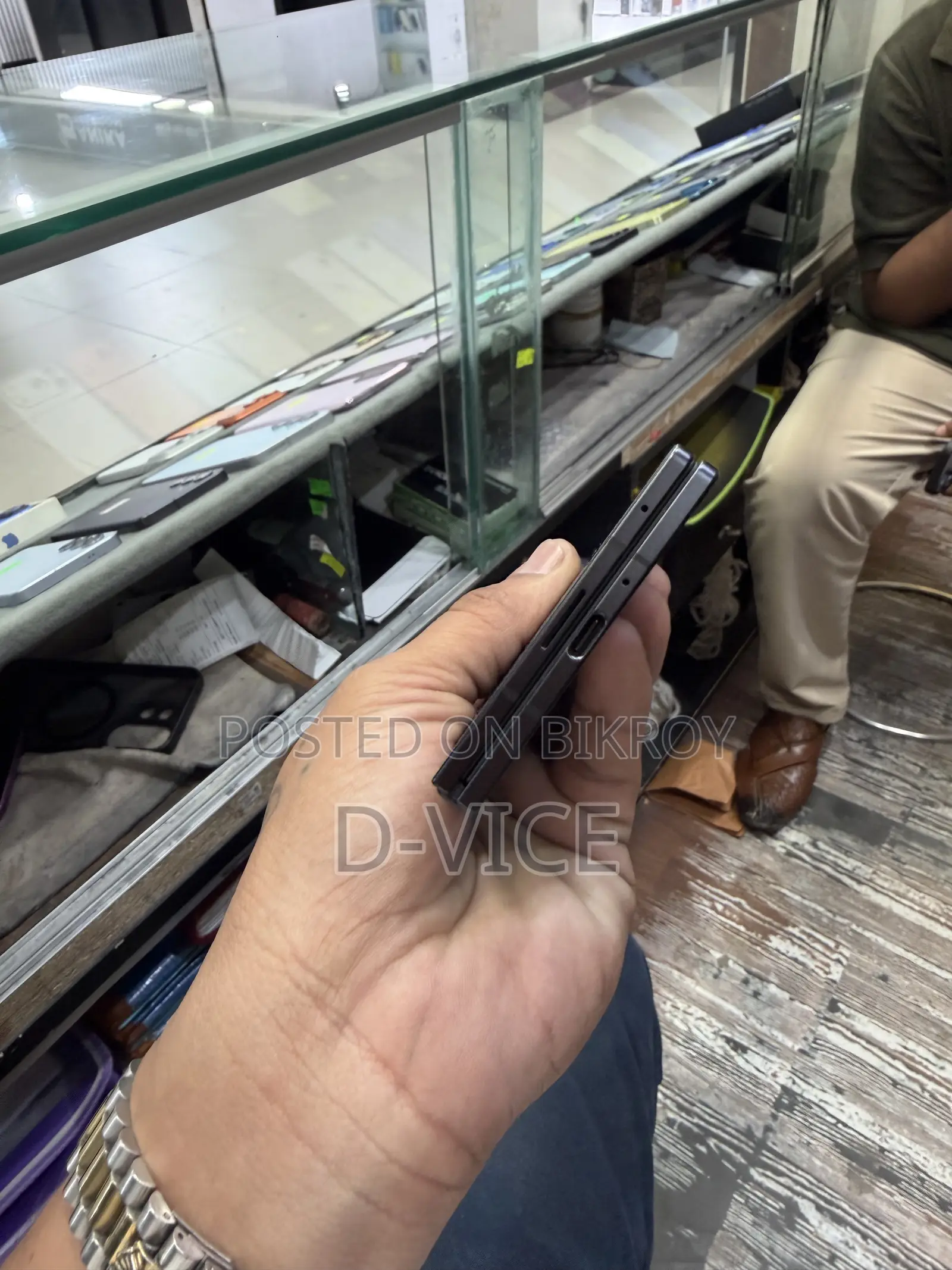স্যামসাং জেড ১৬ জিবি ব্ল্যাক