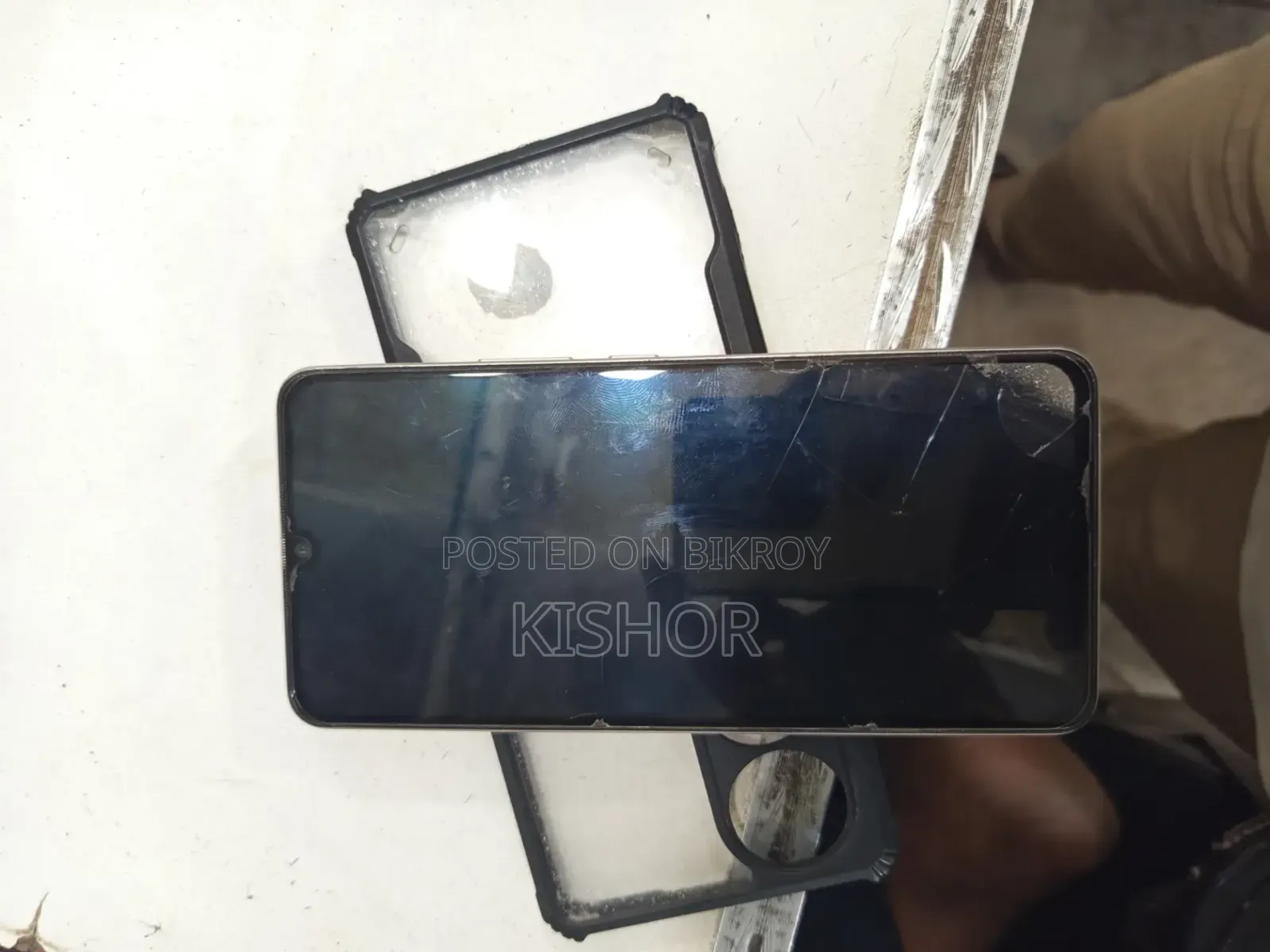 ভিভো ওয়াই১০০ ১২৮ জিবি গোল্ড