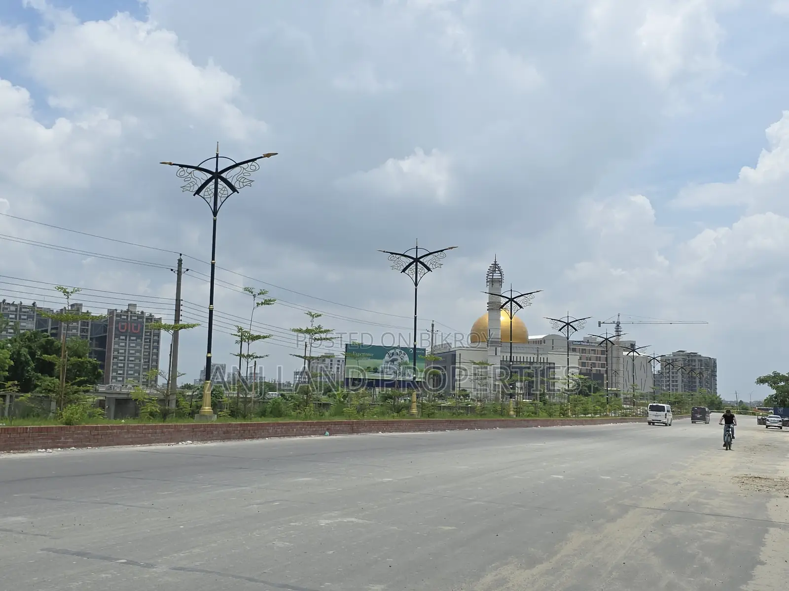 N-Block 3+3=6 Katha Plot Sale Near Mosque Bazer