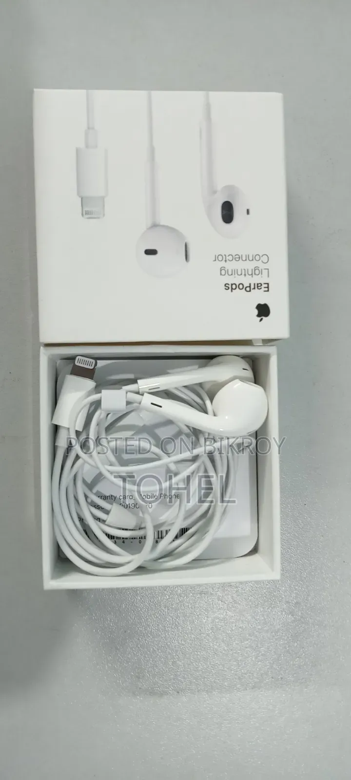 Apple Earpods Lightning Connector