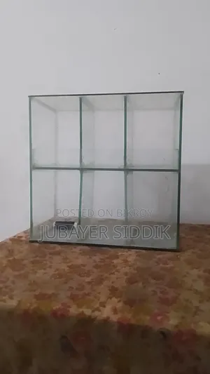 ছোট গ্লাস র‍্যাক