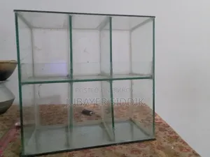 ছোট গ্লাস র‍্যাক