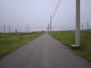 বসুন্ধরা P-Extension-এ কর্নার দক্ষিণ/পশ্চিমমুখী ৪ কাঠার প্লট বিক্রয়