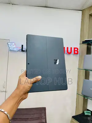 ল্যাপটপ মাইক্রোসফট সারফেস প্রো ১১তম সংস্করণ, একটি কোপাইলট+ পিসি ১৬জিবি এসএসডি ৫১২জিবি