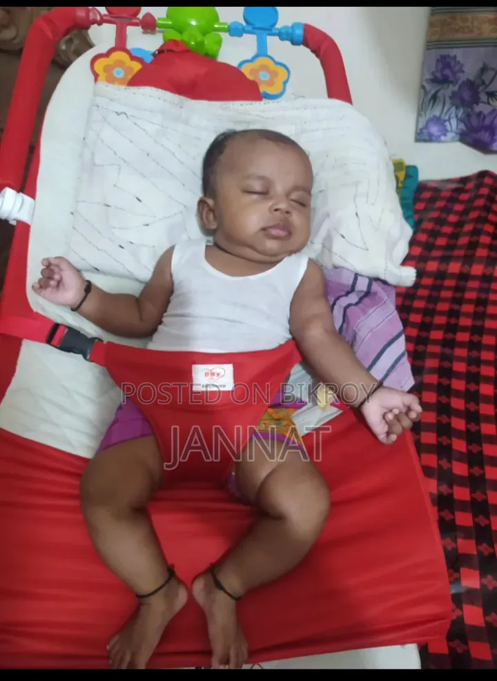 একদম নতুন বেবি বাউন্চার
