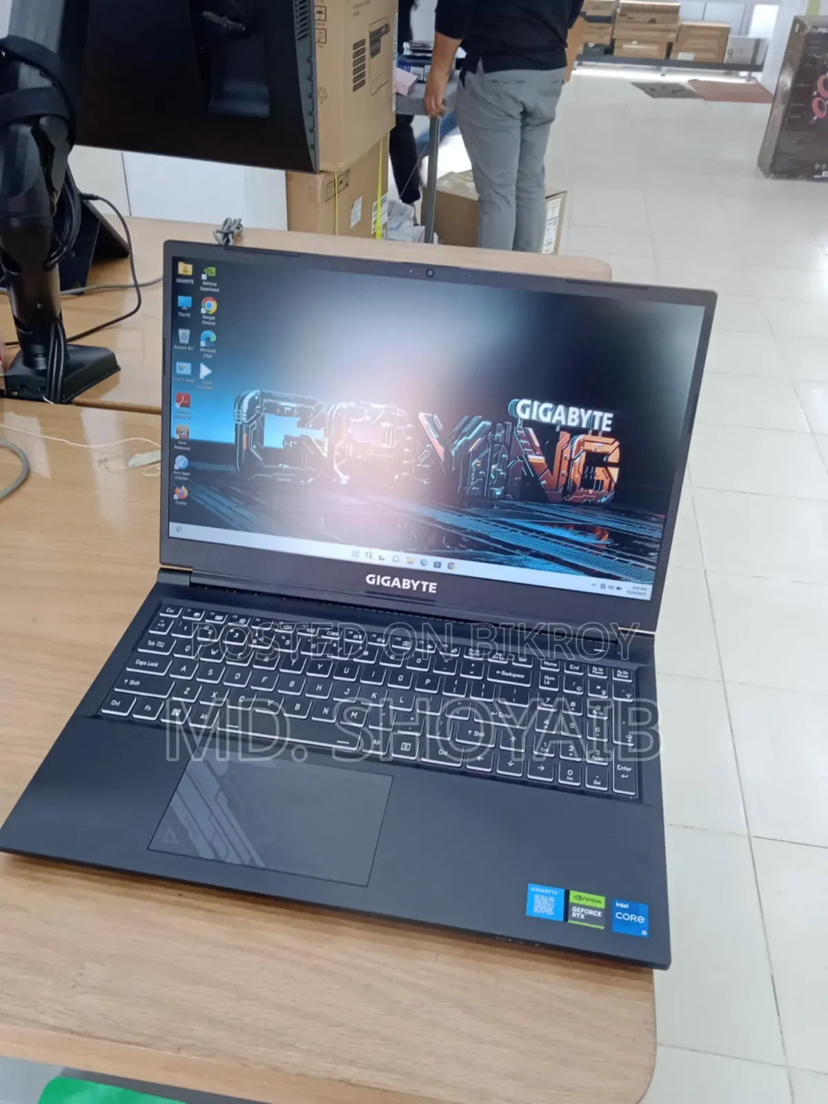 Laptop Gigabyte 8GB Intel Core I5 SSD 512GB
