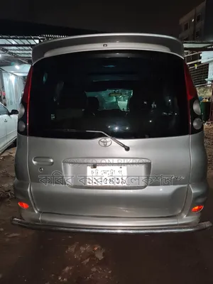 Toyota Fun Cargo 2003 Silver