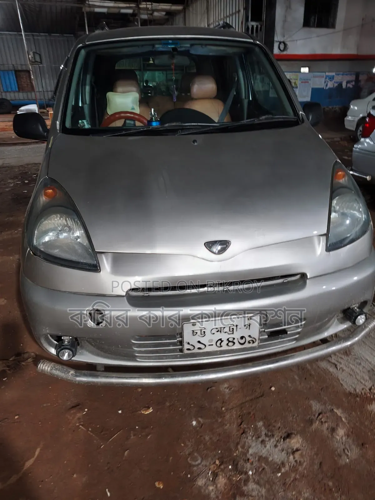 Toyota Fun Cargo 2003 Silver