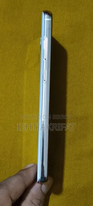Samsung Galaxy S10 Plus 128 GB White