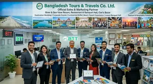 ভিসা কাউন্সিলর সার্ভিসের জন্য নারী এক্সিকিউটিভ।