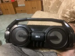 এসকেজি বিচ ব্লুটুথ স্পিকার