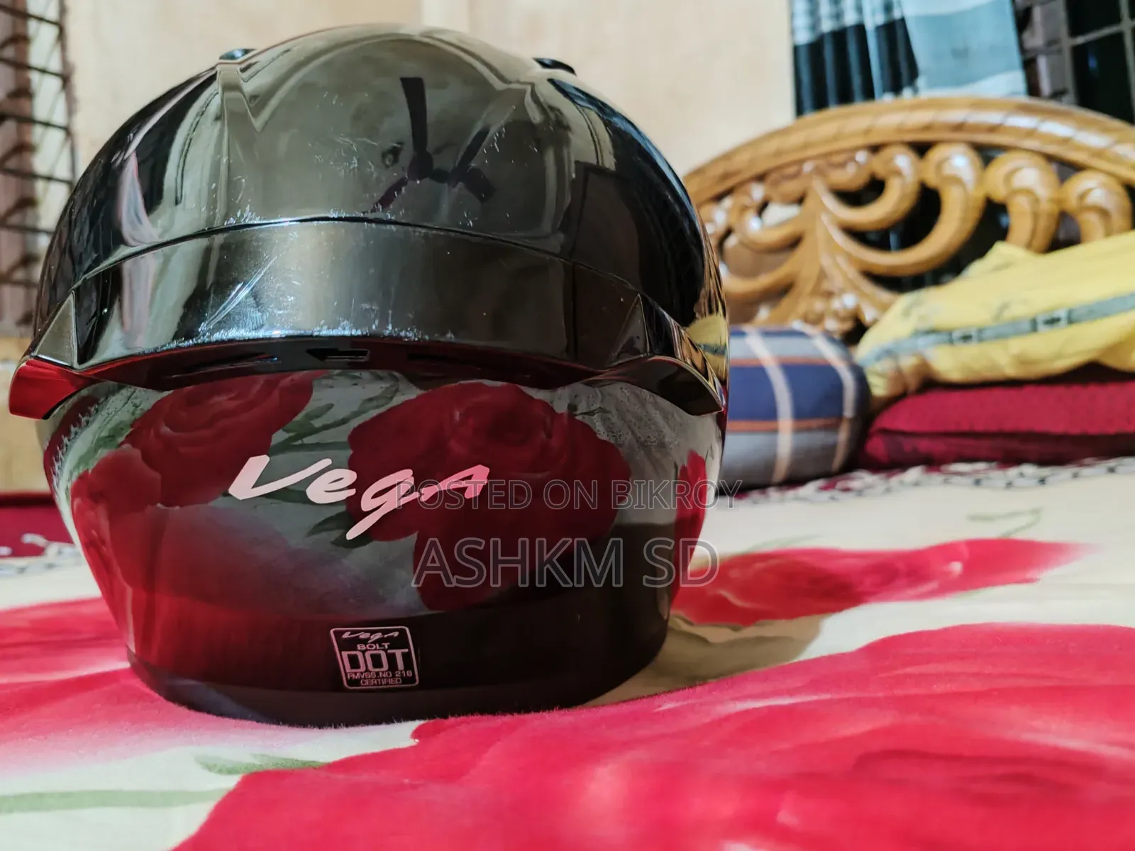 Vega Bolt Helmet
