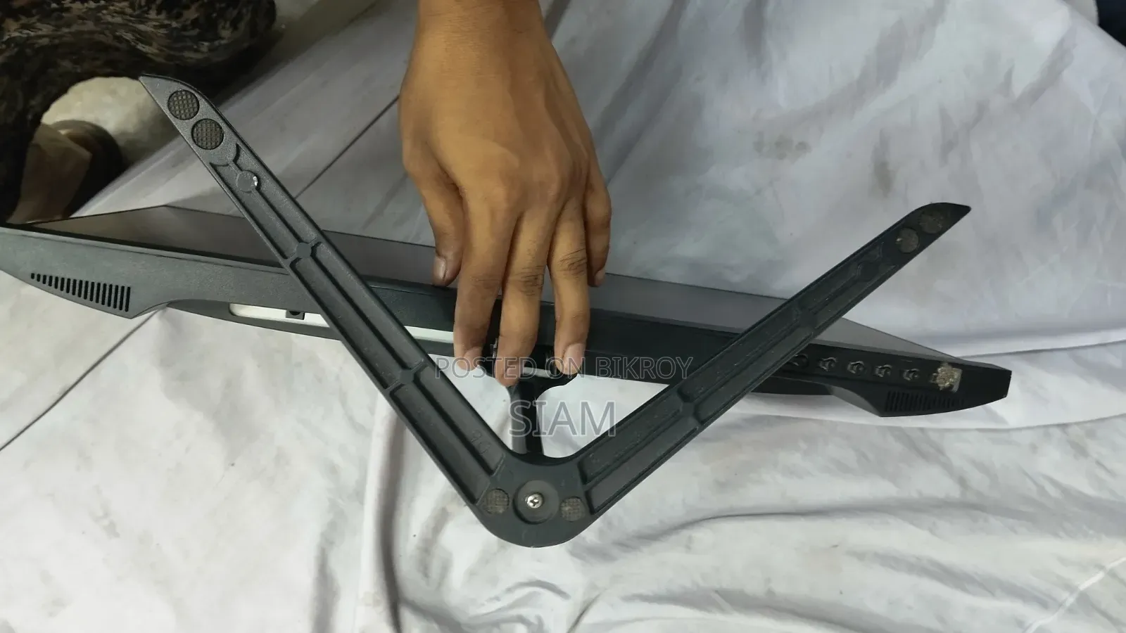 Hikvision Monitor 22 Inch