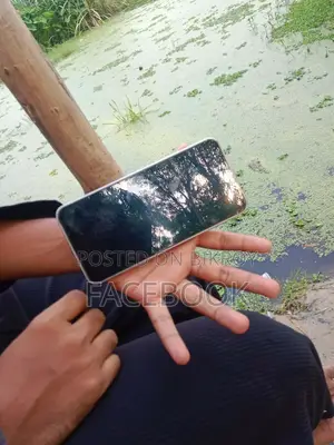 Samsung Galaxy F16 128 GB Gold